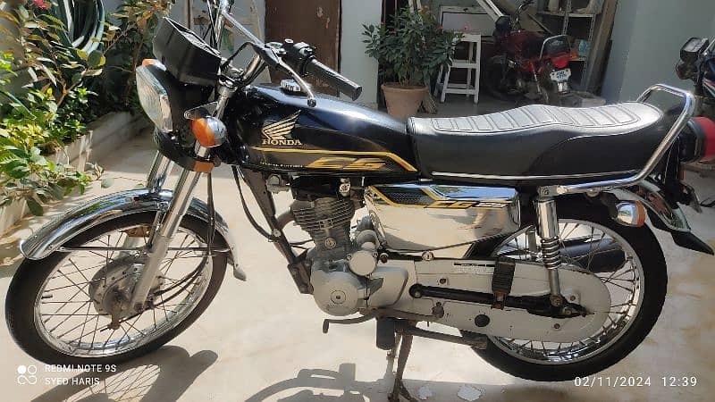 Honda 125 SE 2022 karachi number 1st owner 1