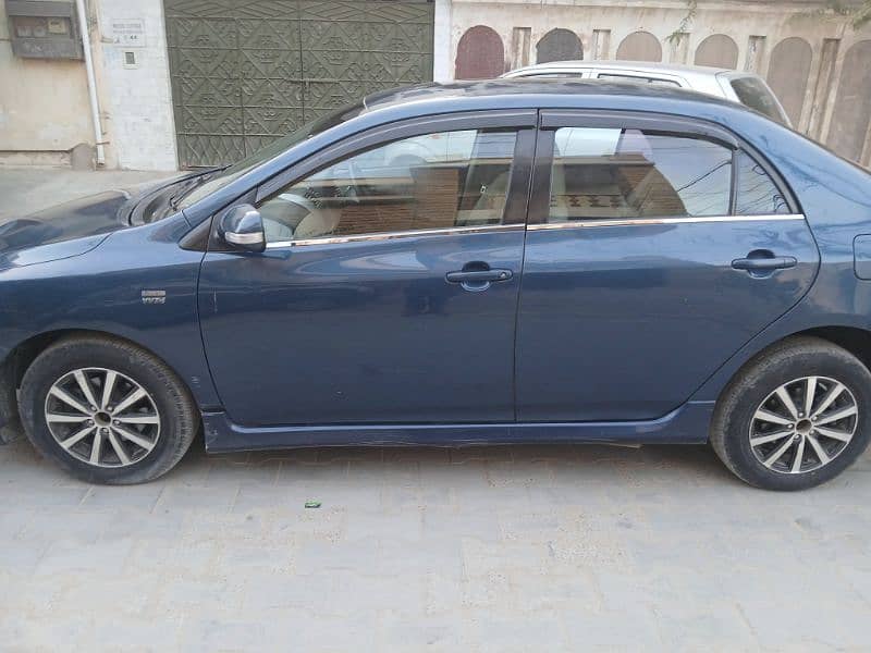 Toyota Corolla GLi 1.6 Automatic 2013 3