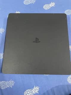 PS4 Slim 512GB with 2 Controllers & 4 Games - Excellent Condition