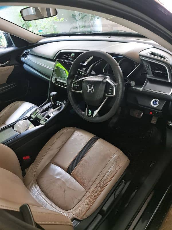 Honda Civic Oriel 2018 4