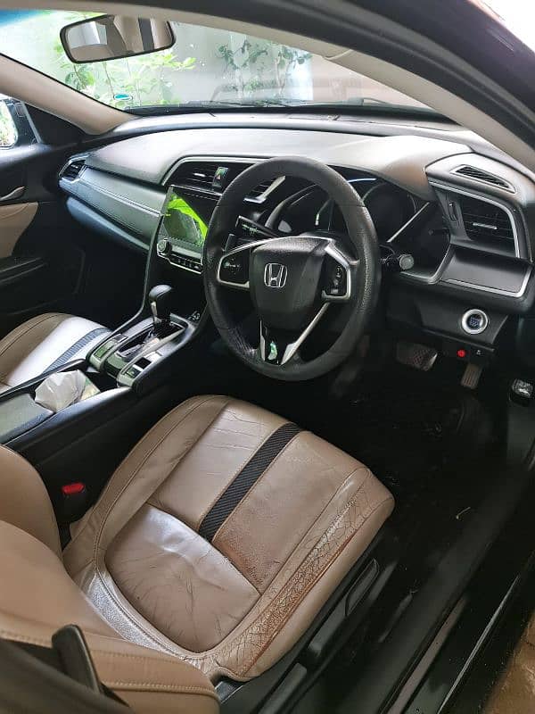 Honda Civic Oriel 2018 9