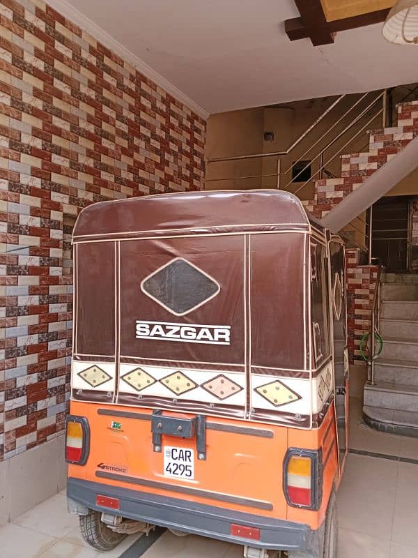 Sazgar deluxe XL Rickshaw 2