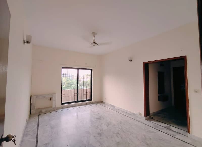 1 Kanal Upper Portion For Rent In DHA Lahore Phase 2 Near Coomercial 12