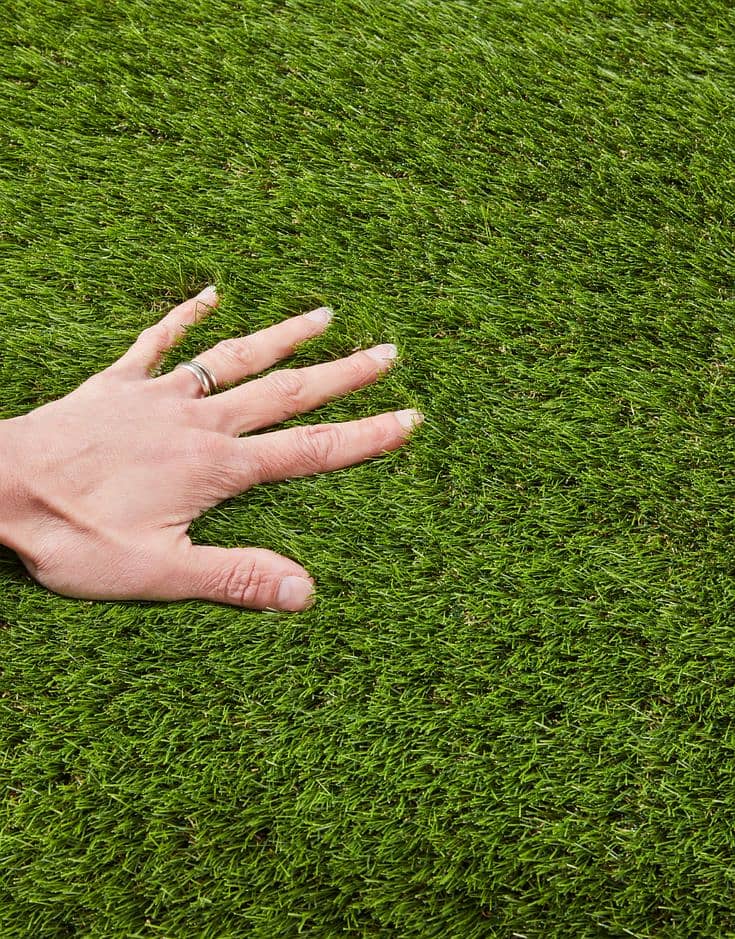 Artifical Grass / Astro truf / Grass Carpet / Field Garss / Roof Grass 15