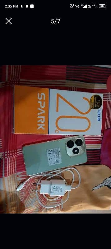 Tecno spark20c 4/128 3