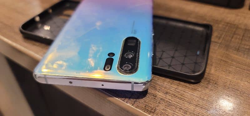 Huwaie P30 Pro 8Gb 256Gb 4