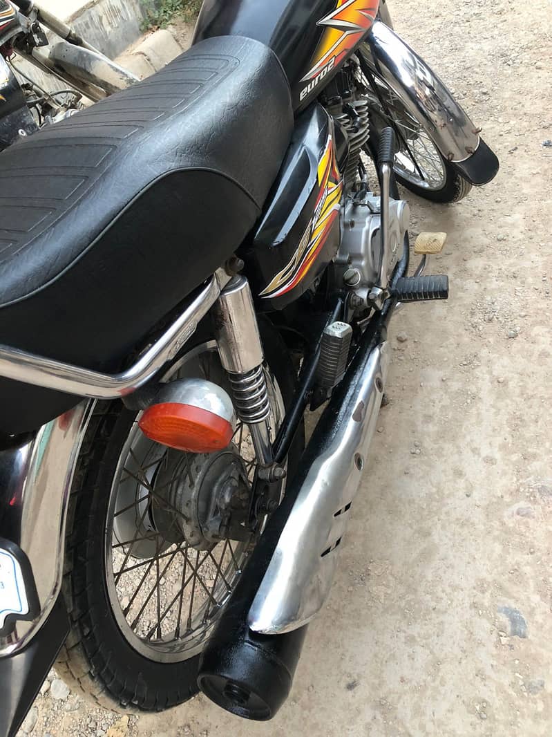 Honda CG 125 2021 Karachi nmbr full genuine 4