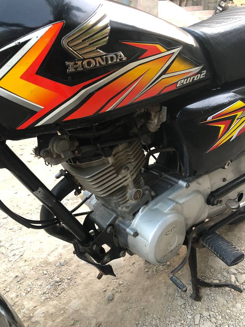 Honda CG 125 2021 Karachi nmbr full genuine 6