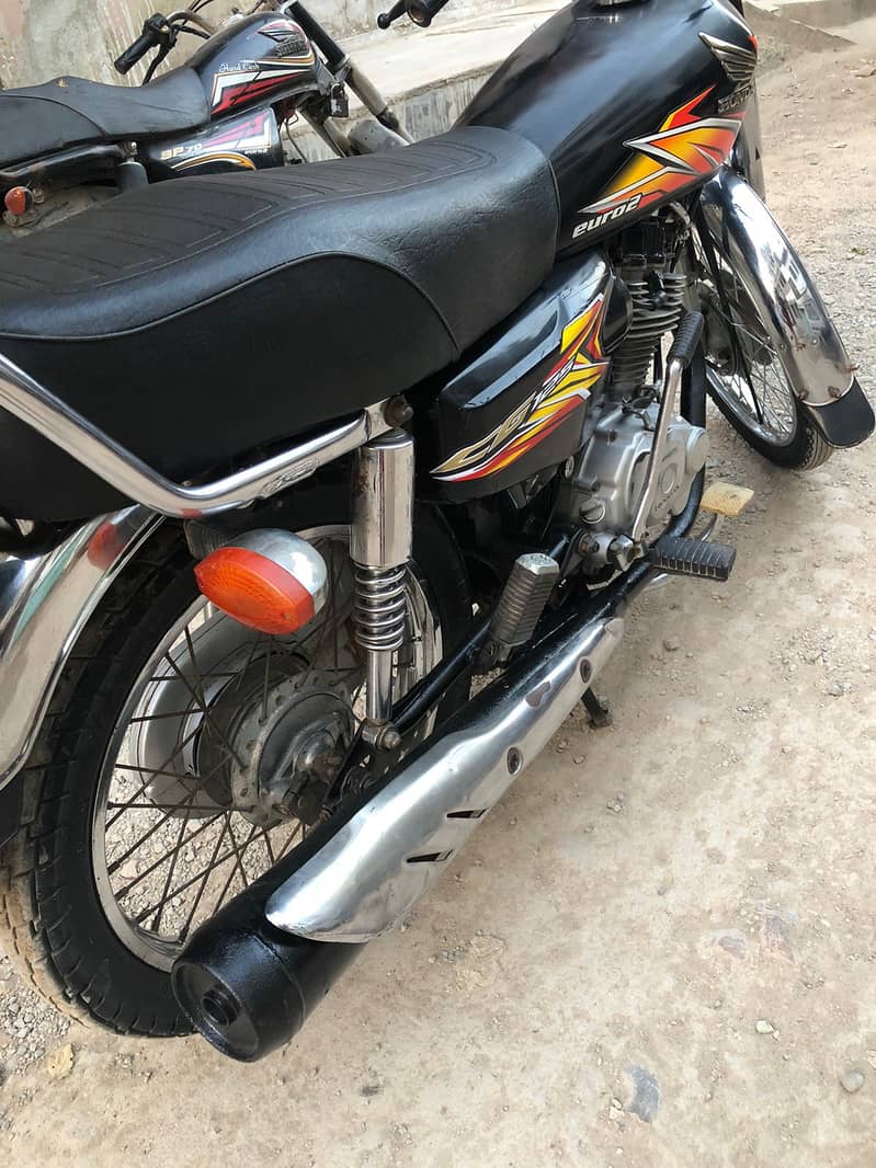 Honda CG 125 2021 Karachi nmbr full genuine 7