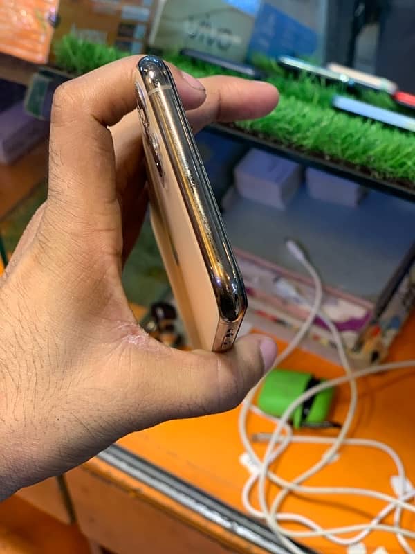 Iphone 11 Promax 4