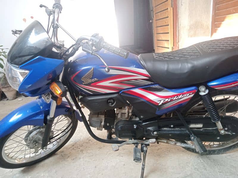 Honda Pridor Blue 2021 Model 7