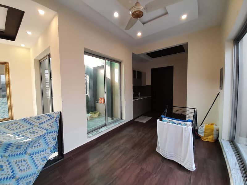 10 Marla Fully Furnished Prime Location House Available For Rent 7