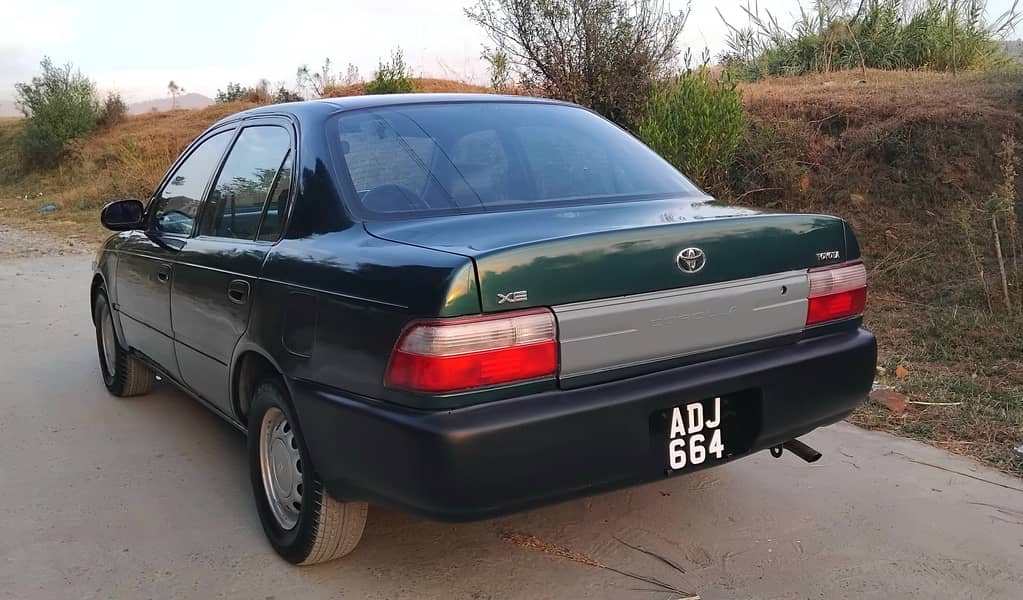 Toyota Corolla XE 2001 8