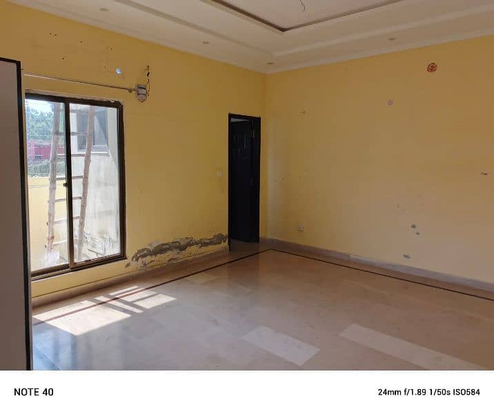 01-kanal Ground floor portion available for rent 9