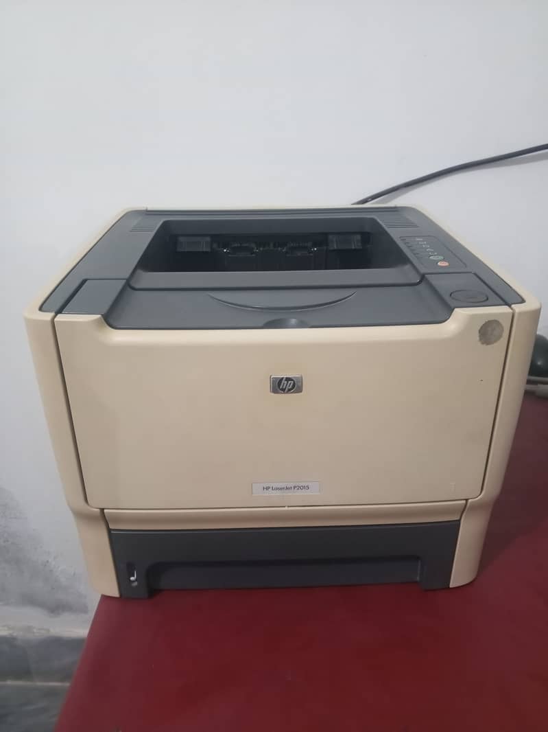 HP Laser Jet Printer P2015 0