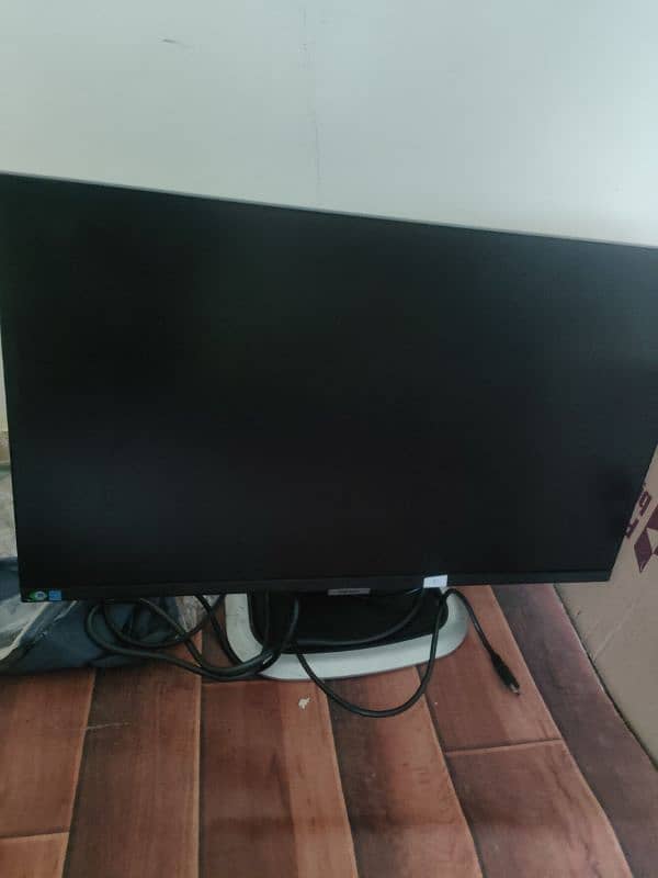 Samsung 27" LED 2KQHD High-Resolution 0