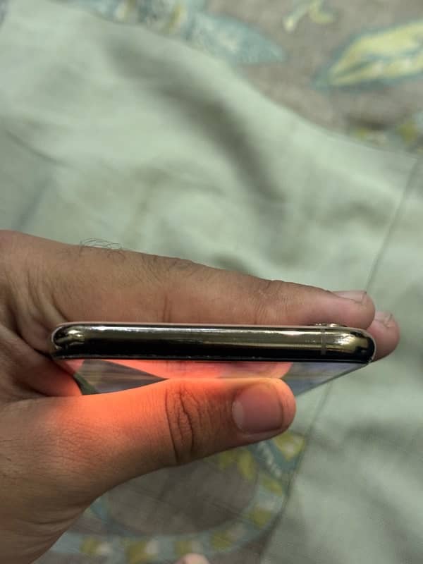 iPhone XS Max dual pta approved 4