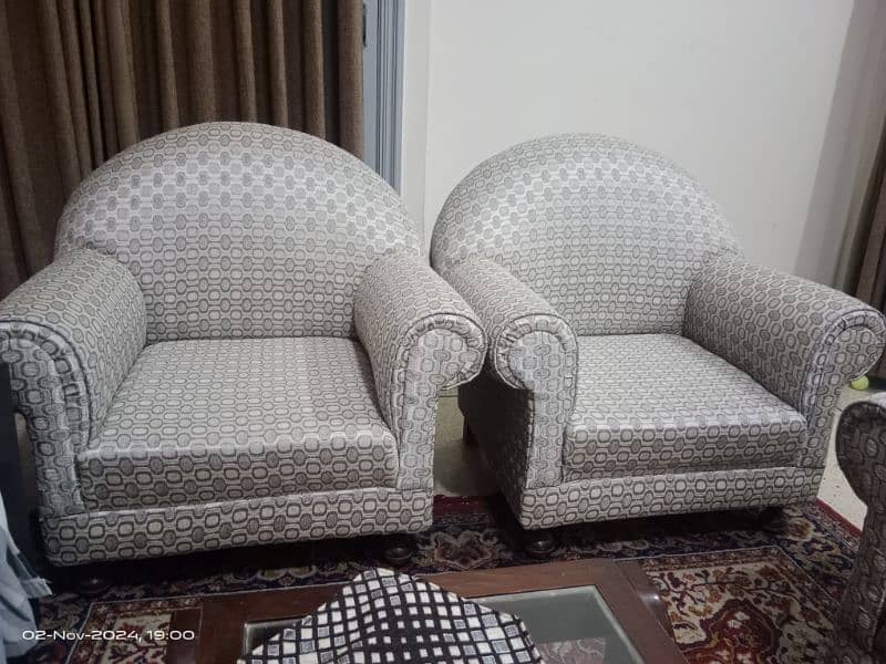 Sofa set for sale 0