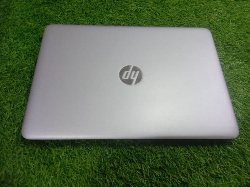 hp elitebook 840g3 ci5 6th generation 8gb Ram 256ssd with charger A+ 13