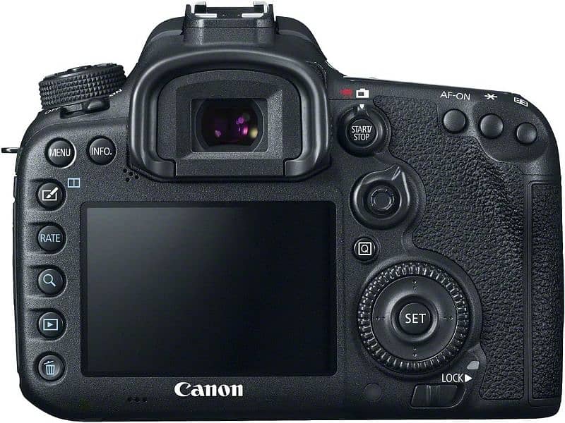 Canon EOS 7D Mark 11 8