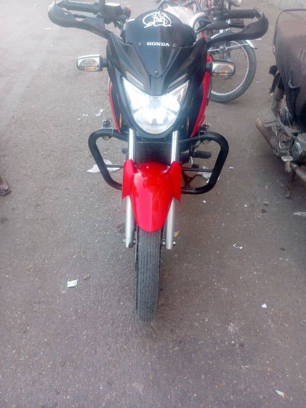 Honda cb 150 f original good condition sealed engine 7500 km Drive 8