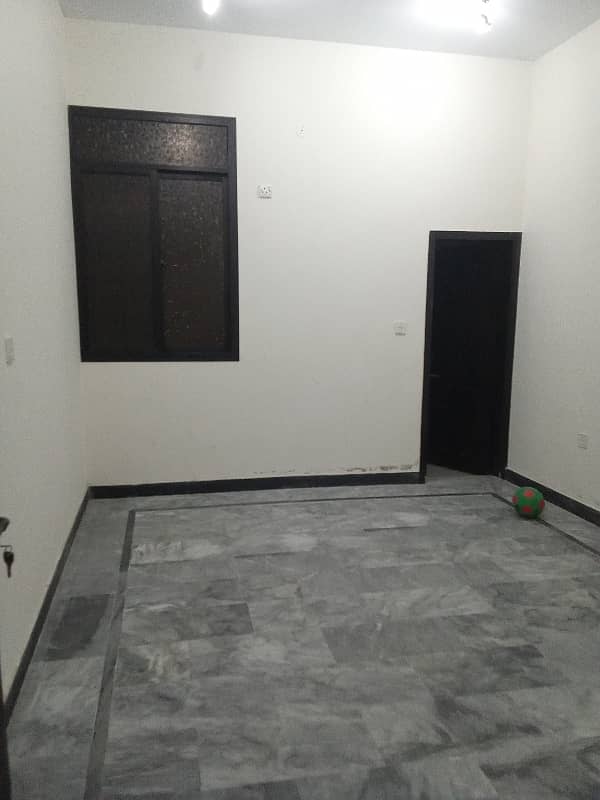 Prime Location Upper Portion For Rent In Karachi 13