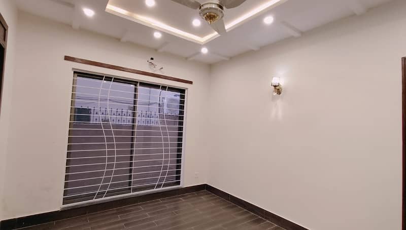 1 Kanal House for Rent in DHA Lahore Phase 3 Near Beaconhouse School 2