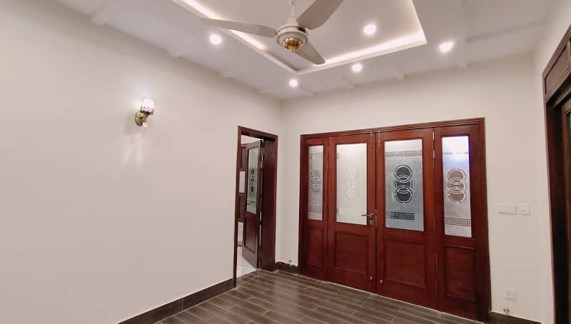 1 Kanal House for Rent in DHA Lahore Phase 3 Near Beaconhouse School 4