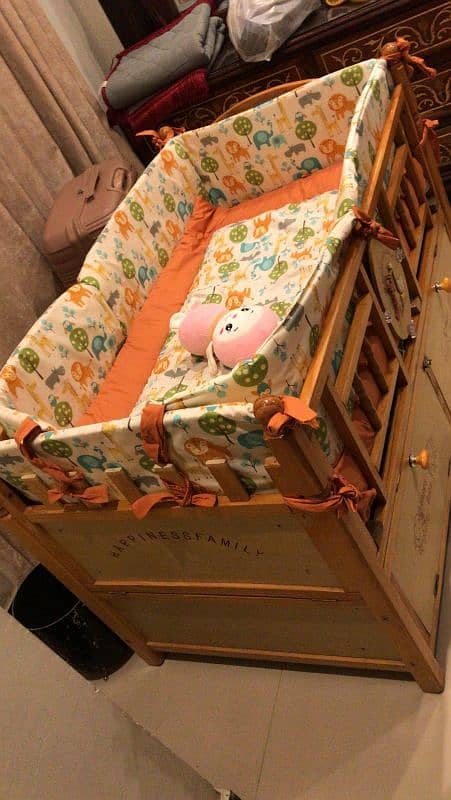 babycot barely used 1