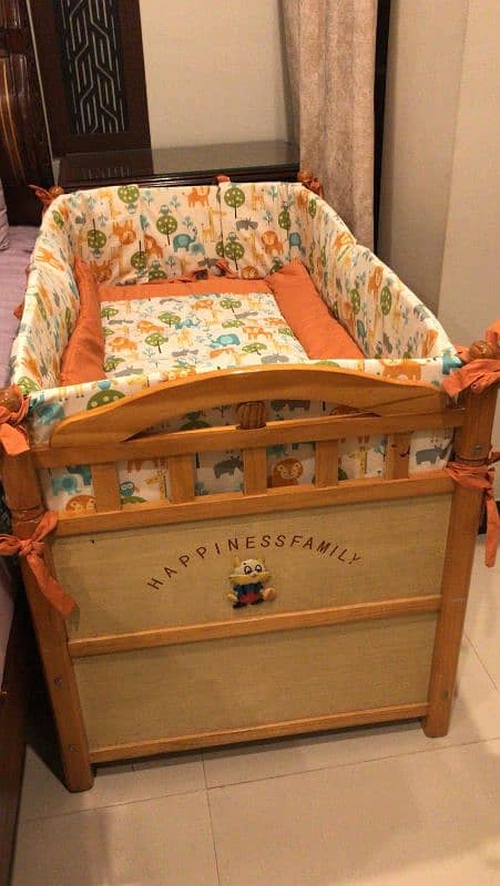 babycot barely used 2