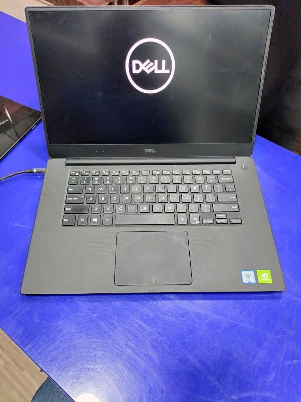 Dell Xps 15 9560, 4 Gb Card, 1050, Core i7 HQ, Ram 16 5