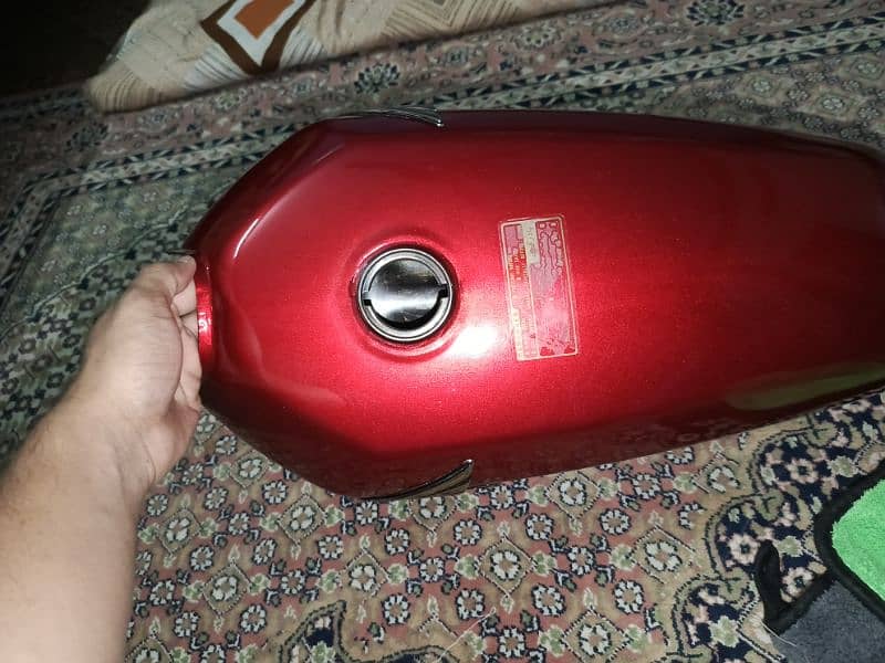 Honda cg 125 special edition 2020 genuine fuel tank with tapay 3