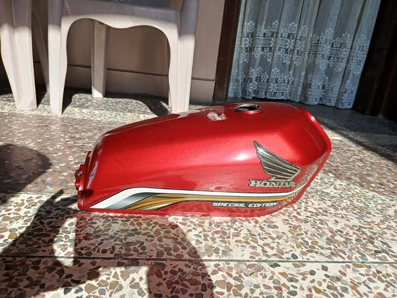 Honda cg 125 special edition 2020 genuine fuel tank with tapay 6