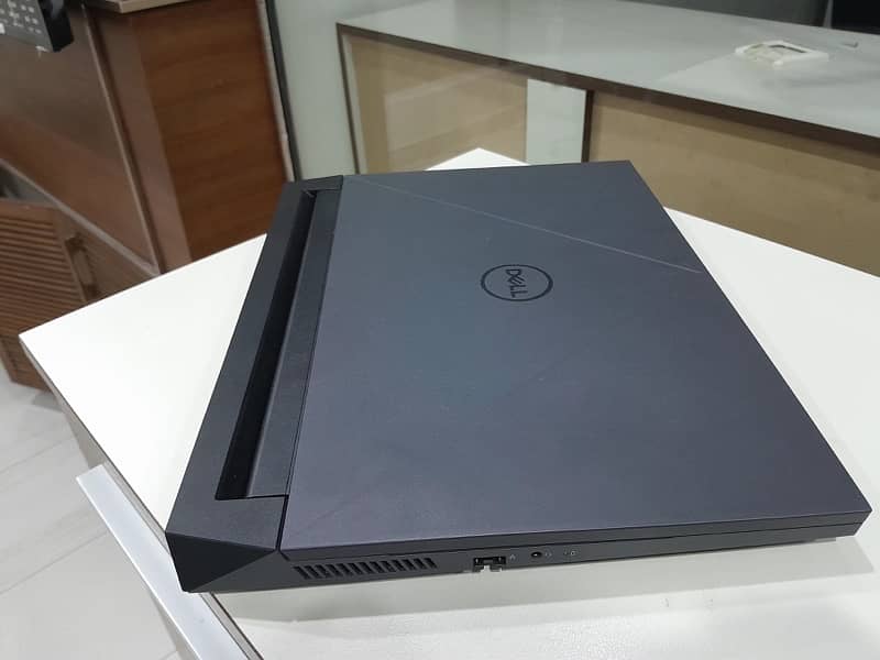 Dell G15 -5530 I9 4