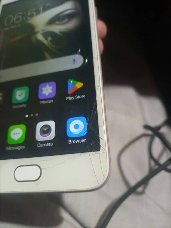 oppo F1s 4