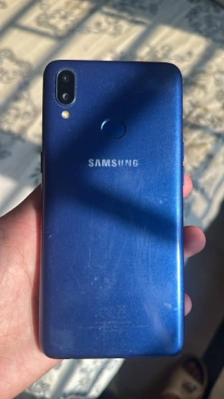 samsung a10s 2/32 with box and cable panel recently chnged 3