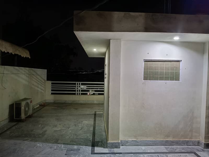 Upper portion for rent at jhang road 13