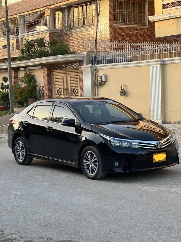 Toyota Altis Grande 2014 3