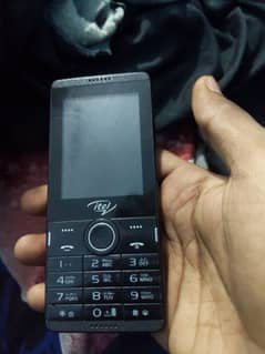 itel Ka mobile hai pesye Kam nhi hogye mobile ka jack kharab hai bs