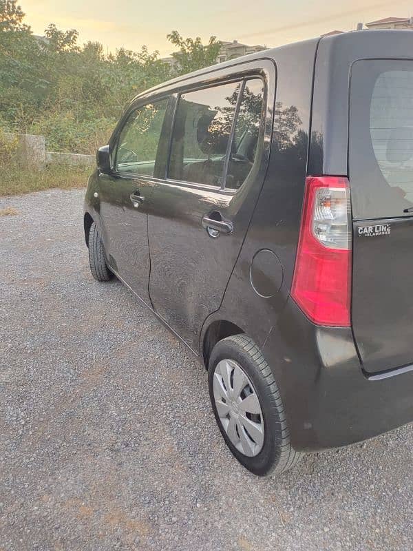 Suzuki Wagon R 2014 import 2017 islamabad reg 5