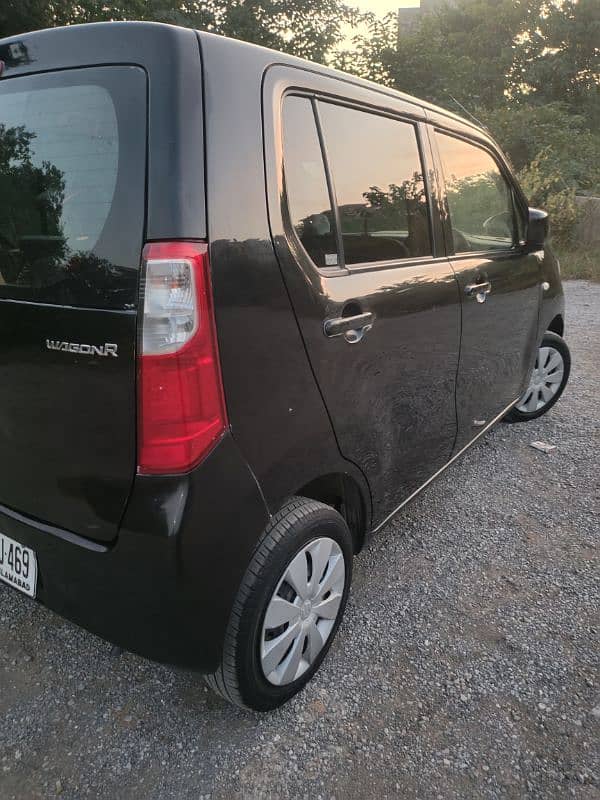 Suzuki Wagon R 2014 import 2017 islamabad reg 12