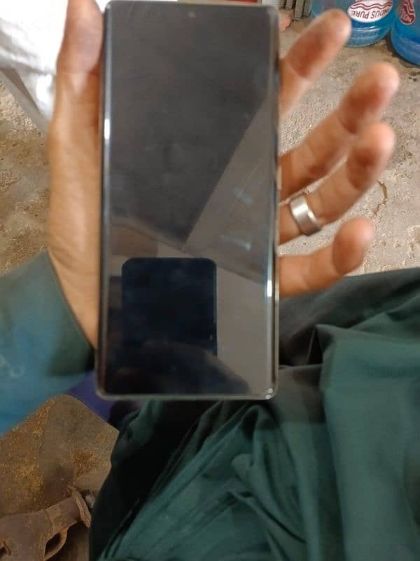 infinix NOTE 40 pro 10/10 condition 25-8-2025 tak warranty ha urg sale 4