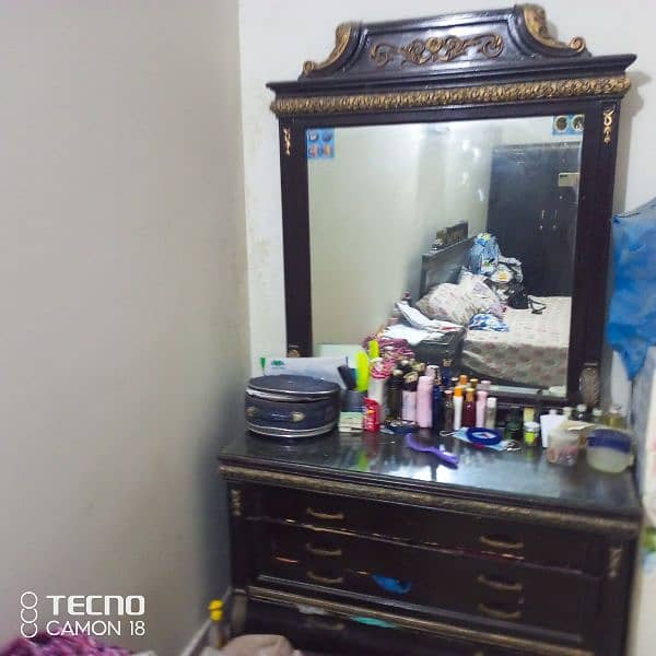 dressing table 2