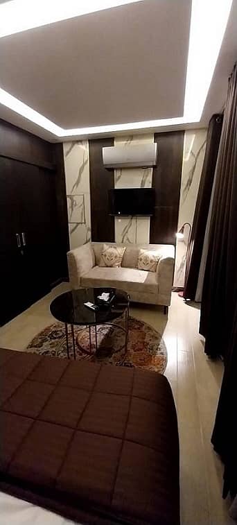 STUDIO FULLY FURNISH APARTMENT AVAILEBAL FOR RENT IN BAHRIA TOWN LAHORE 2