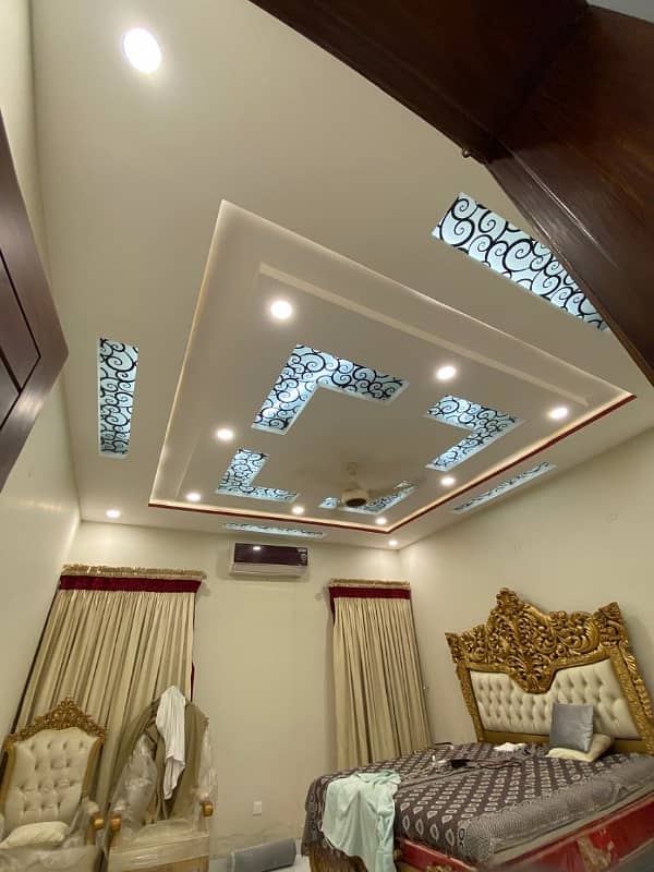 1 KANAL SEMI FURNISH HOUSE AVAILEBAL FOR RENT IN BAHRIA TOWN LAHORE 11