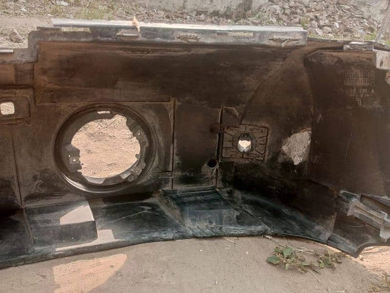 Used parts for Mercedes & Range Rover available 17