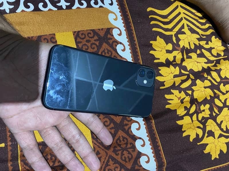 iPhone 11 non PTA non active 2