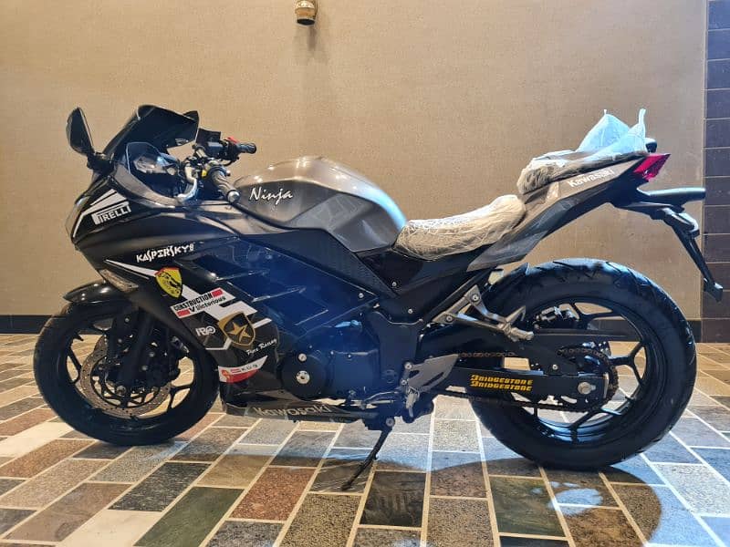 Kawasaki Ninja Heavy Bike For Sale 0