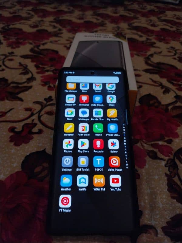 tecno spark 20 pro plus 8+8,256 front glass crack hai picture dekh le 9