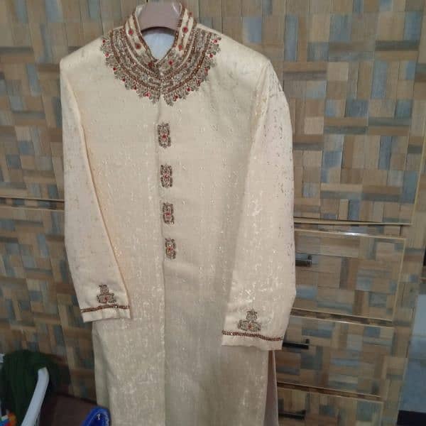 groom sherwani looks like new with qulla 0